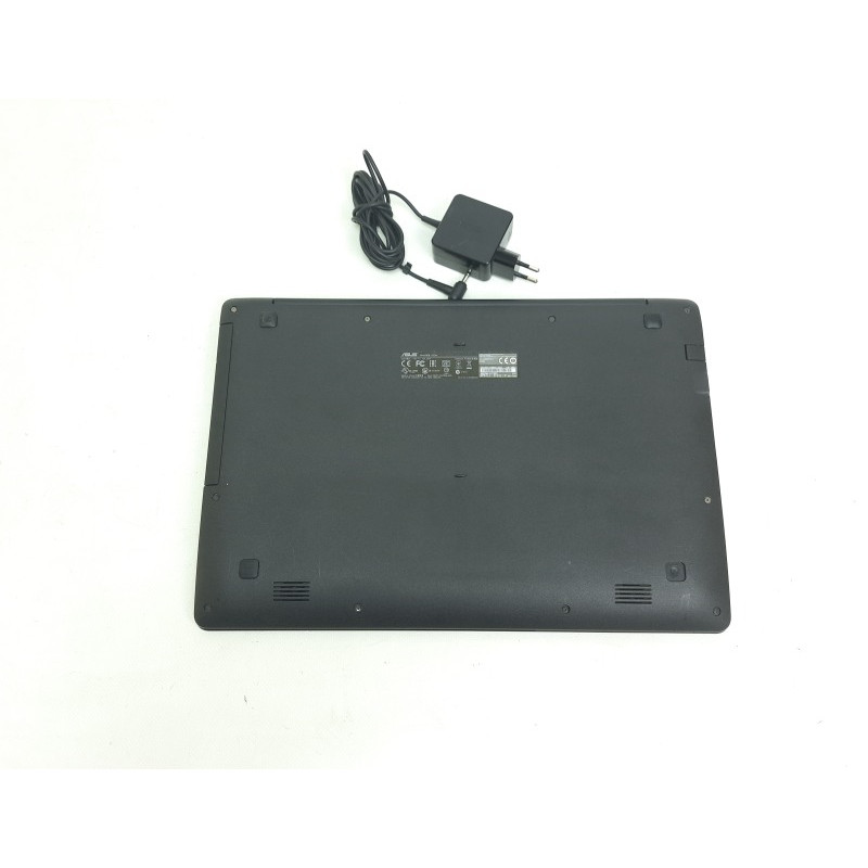 Уцінка! БУ Ноутбук 15.6" Asus X553MA, Celeron Dual N2830 (2.16 ГГц), 4GB DDR3, Intel HD, 120GB SSD