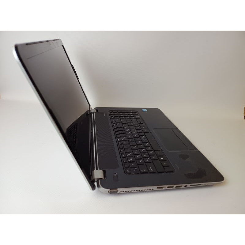 БУ Ноутбук 17.3" HP Pavilion 17-e054sr, i5-3230M (2.6 ГГц) 8GB DDR3, Radeon HD 8670M, 120GB SSD