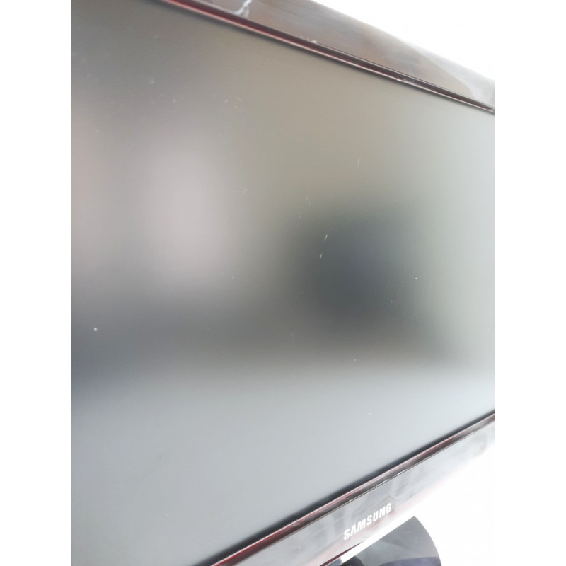 Markdown! BU Monitor 19" CCFL TN+film, Samsung SM T190, 1440 x 900, 5 ms, 16:9, VGA, DVI (scratch)