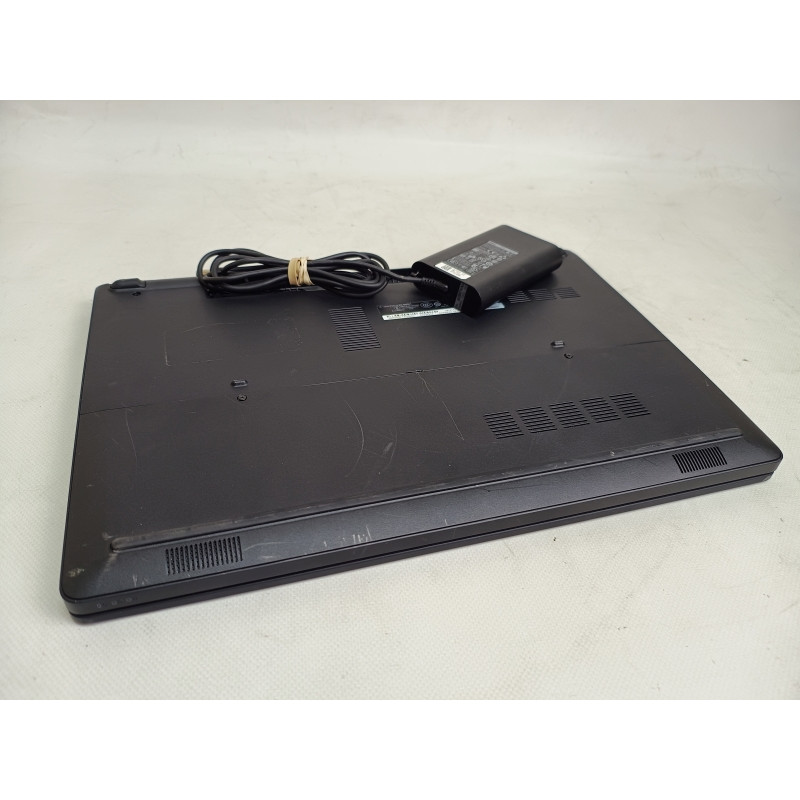 БУ Ноутбук 15.6" Dell Latitude 3570, Core i5-6200U (2.3 ГГц) 16GB DDR3, Intel HD 520, 500GB SSD