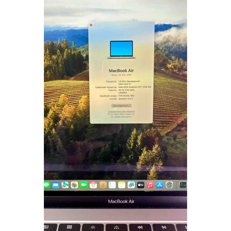 БУ Ноутбук 13" Apple MacBook Air 2019, Core i5-8210Y (1.6 ГГц), 16GB LPDDR3, Intel HD 617, 256GB SSD