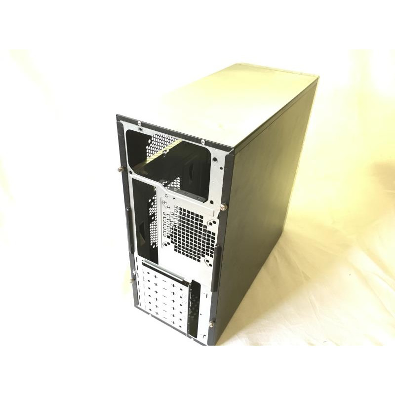 Used Case Delux DLC-MT873 Silver/Black, Miditower