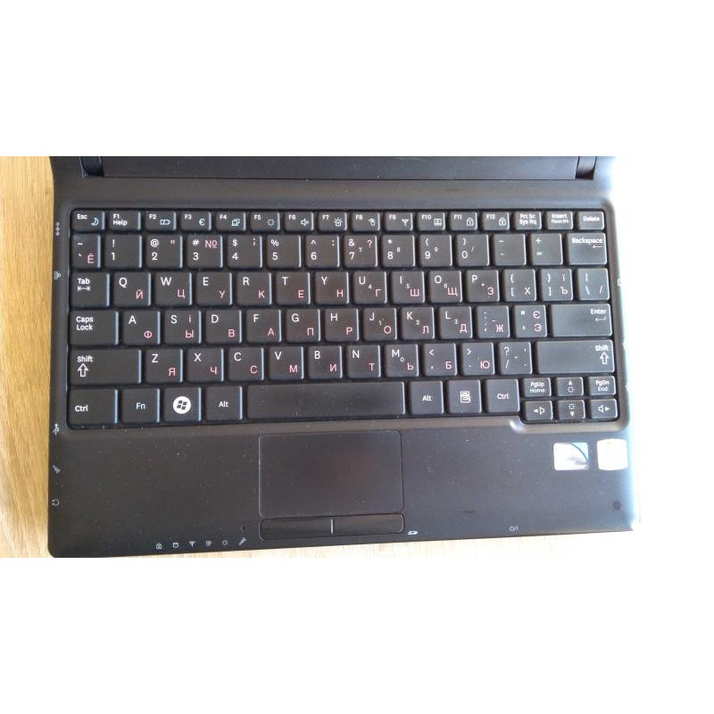 БУ Ноутбук Samsung N145P, 10.1" (1024x600) Atom N450 1.66 GHz, 1GB DDR2, 160GB HDD