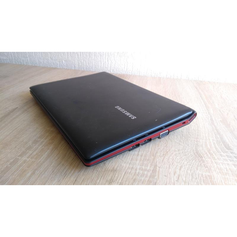 БУ Ноутбук Samsung N145P, 10.1" (1024x600) Atom N450 1.66 GHz, 1GB DDR2, 160GB HDD