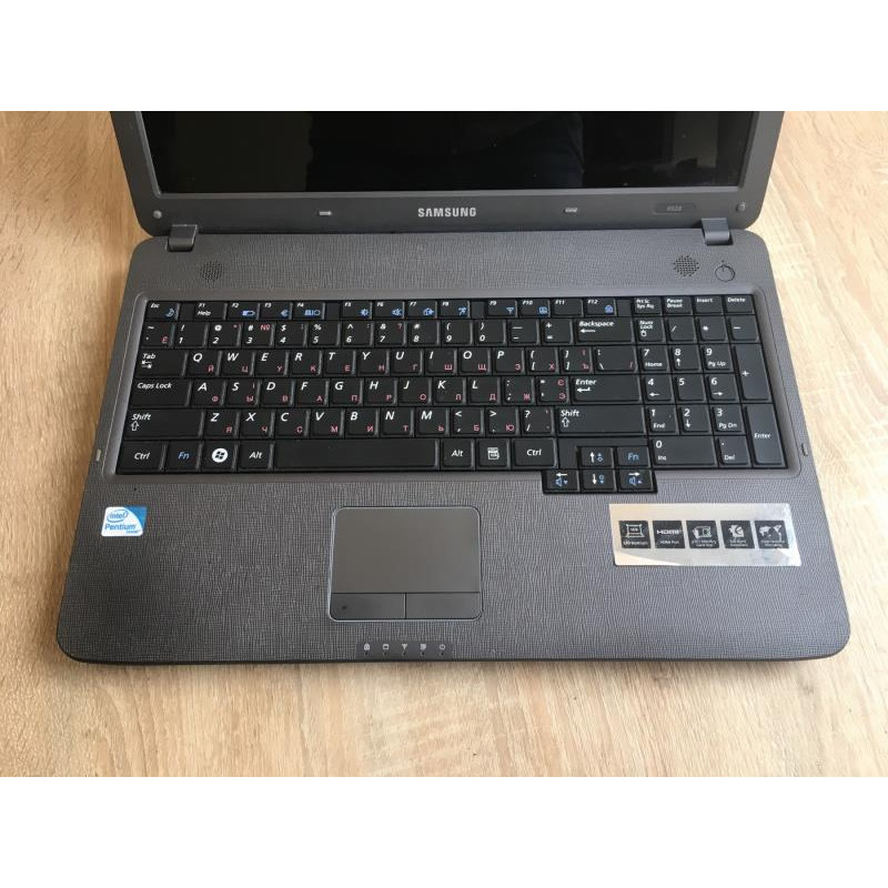 БУ Ноутбук 15.6", Samsung R528, Celeron T3300 (2.0 GHz), 4GB DDR3, 160GB HDD