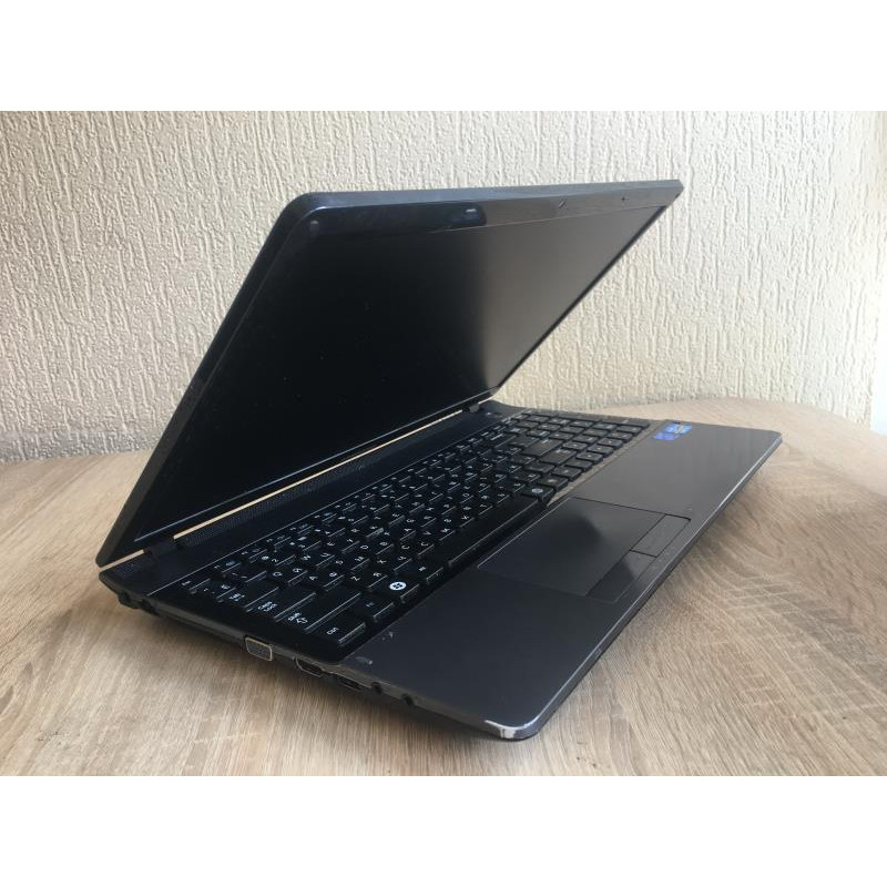 БУ Ноутбук 15.6" Samsung 300E5, Core i3-2370M (2.40 ГГц) 4GB DDR3, Intel HD, 500GB HDD