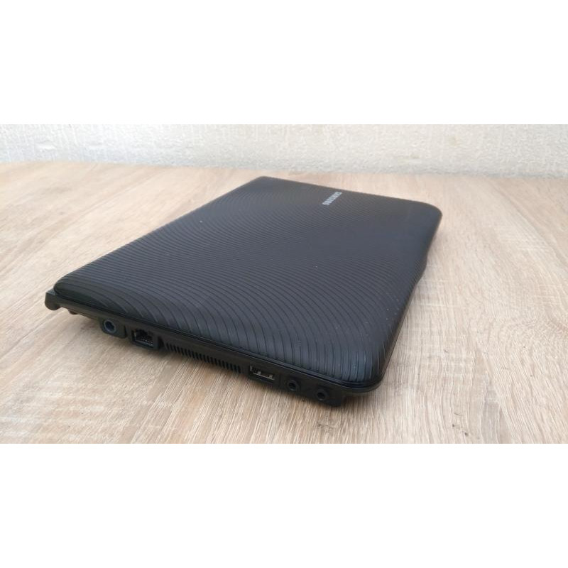 БУ Ноутбук Samsung N30 Plus, 10.1" (1024x600) Atom N450 1.66 GHz, 1GB DDR2, 250GB HDD
