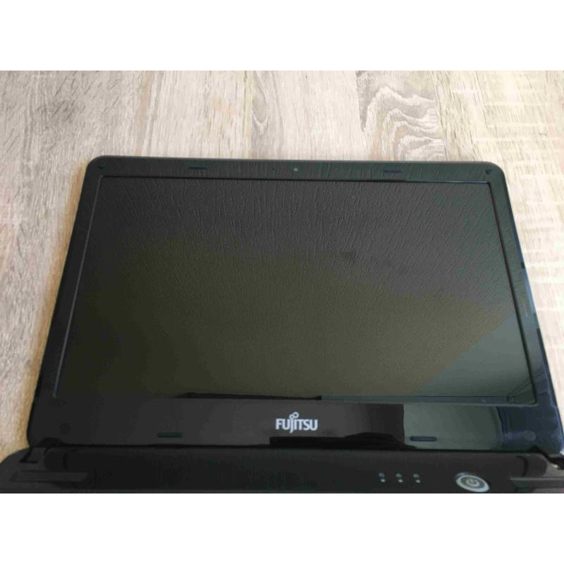 Laptop 13.3", Fujitsu Lifebook SH531, i3-2370M (2.4 GHz), GT 410M (1 GB), 4GB DDR3, 320GB HDD
