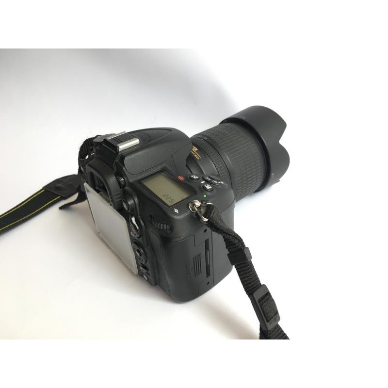 Used Nikon D7000 Kit (18-105VR) camera, mileage 15350 photos