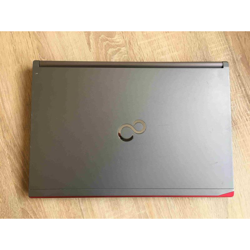 Laptop Fujitsu LifeBook E746, 14" (IPS 1920x1080), i7-6600U, 2.6 GHz, 8GB DDR4, SSD 120GB