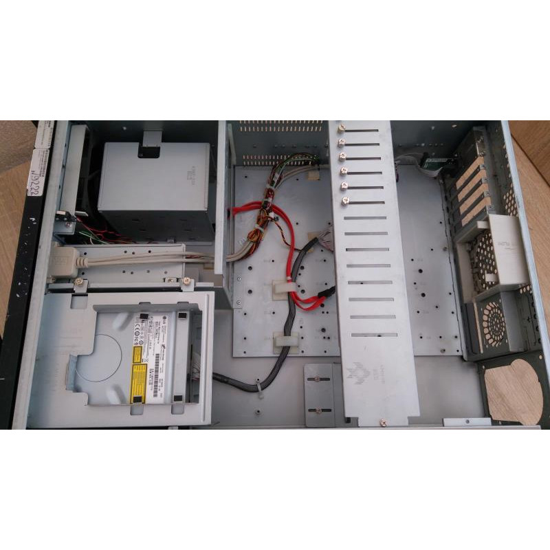 БУ Корпус для сервера 4U Chenbro RM4112X, 483x595x176мм, EATX, 5x3.5", 3x5.25", без БП