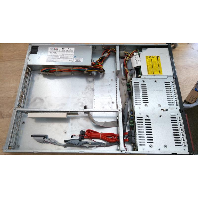 БУ Корпус для сервера 1U Supermicro 5015M-TB, 426x574x43мм, ATX, 2x3.5", 300W