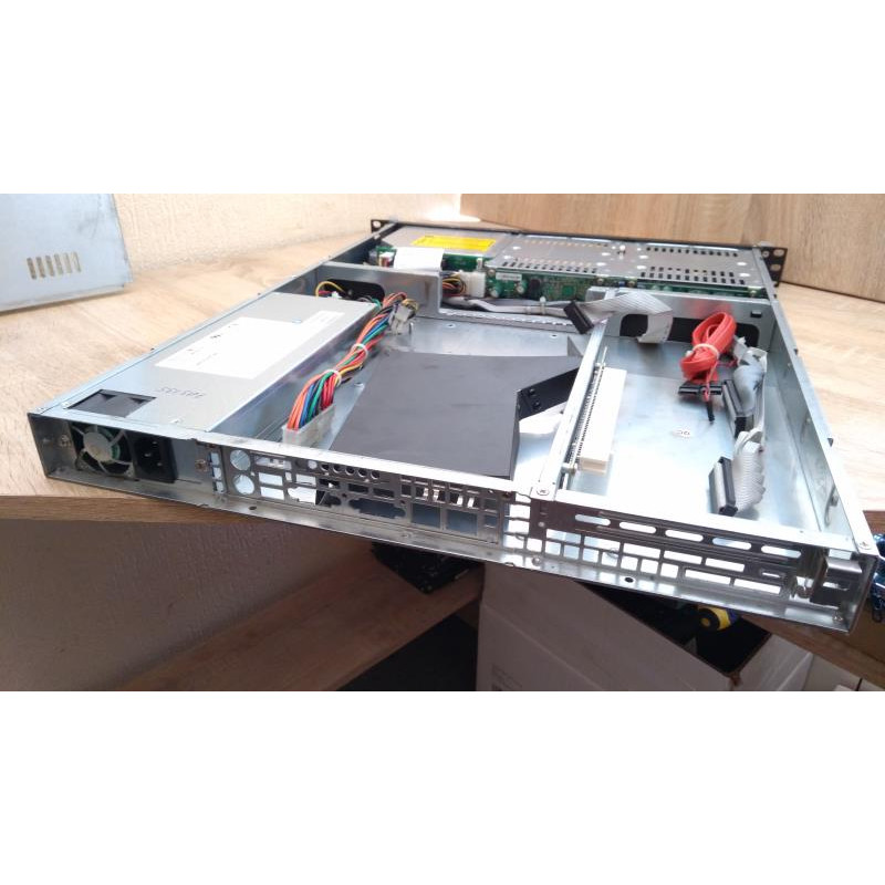 БУ Корпус для сервера 1U Supermicro 5015M-TB, 426x574x43мм, ATX, 2x3.5", 300W