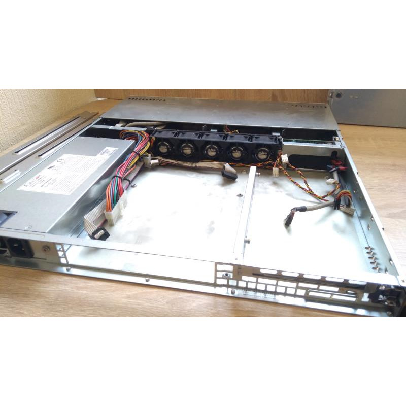 БУ Корпус для сервера 1U Supermicro 5013C-M8/MT, 437x503x43мм, ATX, 4x3.5" SAS, 300W