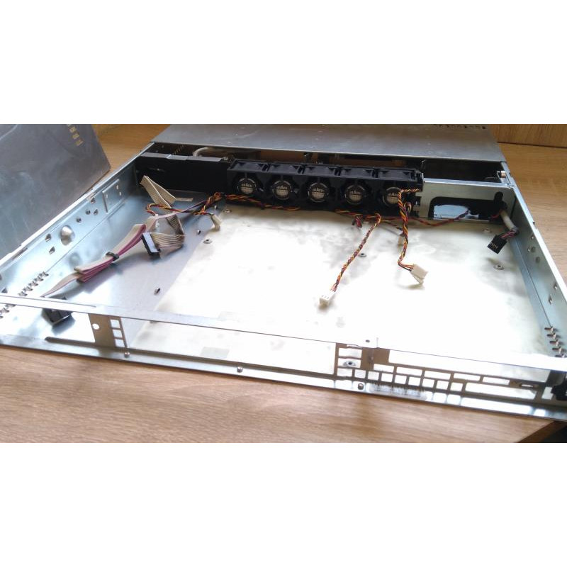 БУ Корпус для сервера 1U Supermicro 5013C-M8/MT, 437x503x43мм, ATX, 4x3.5" (1 корзина) без БП