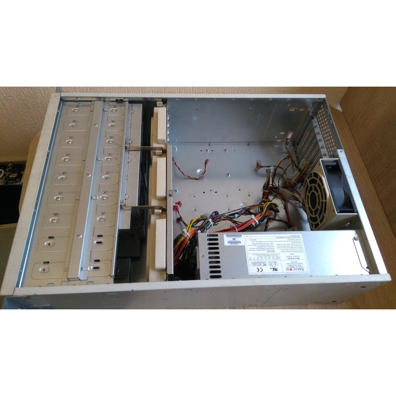 БУ Корпус для сервера 4U Supermicro SC942i, 423x600x176мм, EATX, 10x3.5", 3x5.25", 600W
