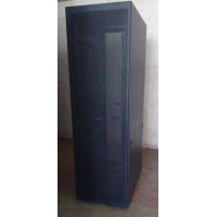 Used Floor-standing cabinet 42U 600X1000 IBM NetBay S2 (9307-RC4) perforated door, on rollers