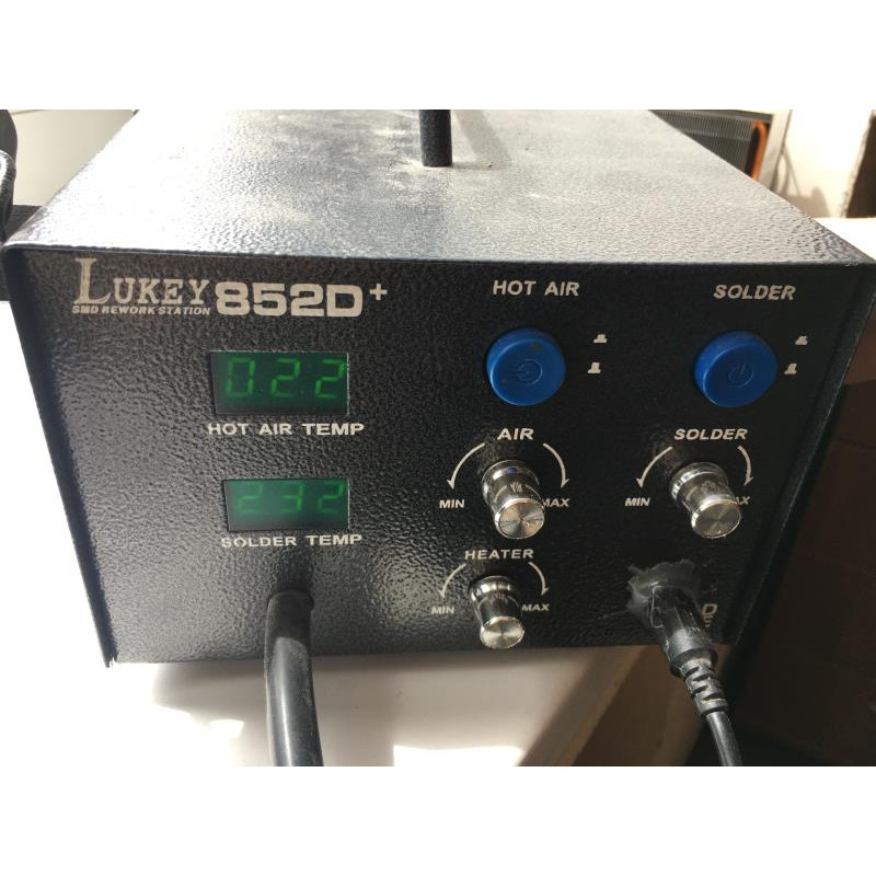 БУ Термовоздушная паяльная станция Lukey 852D + с паяльником