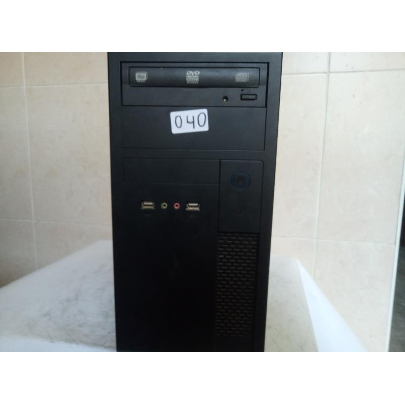 Used mATX case without CP Chieftec (040) dimensions: 405x350x180mm; bays: 2x5.25" 2x3.5", top PSU