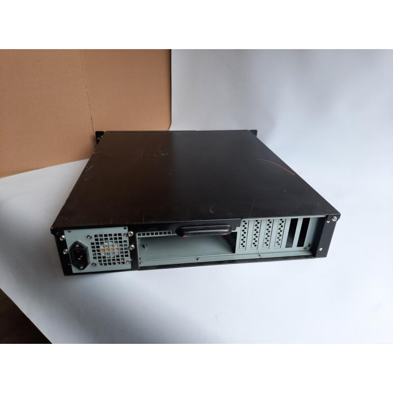 БУ Корпус для сервера 2U, Chenbro RM22300, 420x510x89мм, ATX, 3 x 80мм