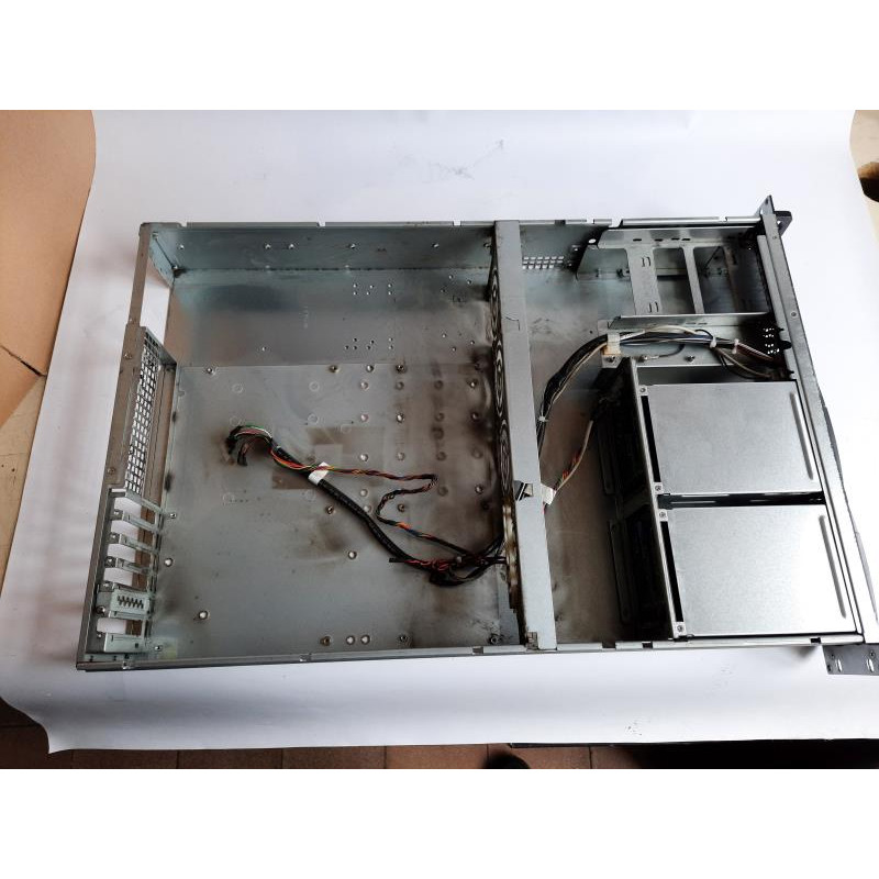 БУ Корпус для сервера 2U, Chenbro RM21706, 430x665x89мм, EATX, 6 x 3.5" HDD