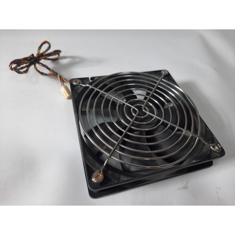 Used Fan AVC DA12025B12L (120x120x25, 4pin, 12v 0.30a)