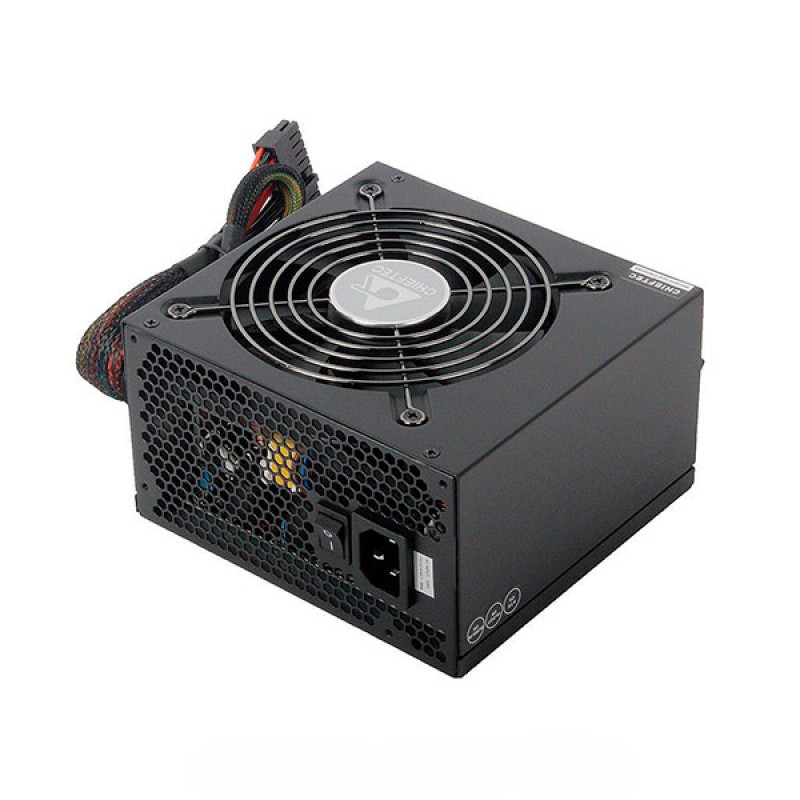 БУ Блок питания 550 Вт Chieftec, 24+4+4 pin, питание видеокарты - 1x (6+2 pin), 120 мм, ATX, CT