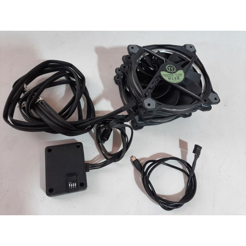 Used Fan (set of 3) Thermaltake Riing Plus 12 RGB