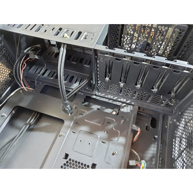 Used Case Zalman Z11 Plus, 525x498x260, without PSU (bottom), Midi-Tower, ATX