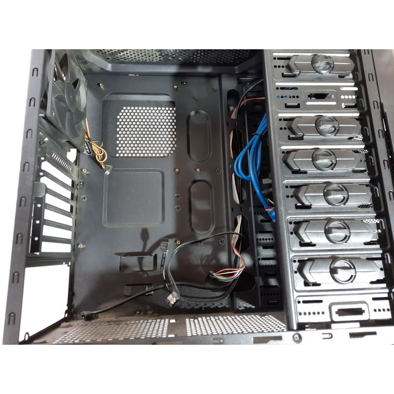 БУ Корпус Aerocool PGS Strike-X One Advance, 475x440x180, без БП (нижній), Midi-Tower, ATX