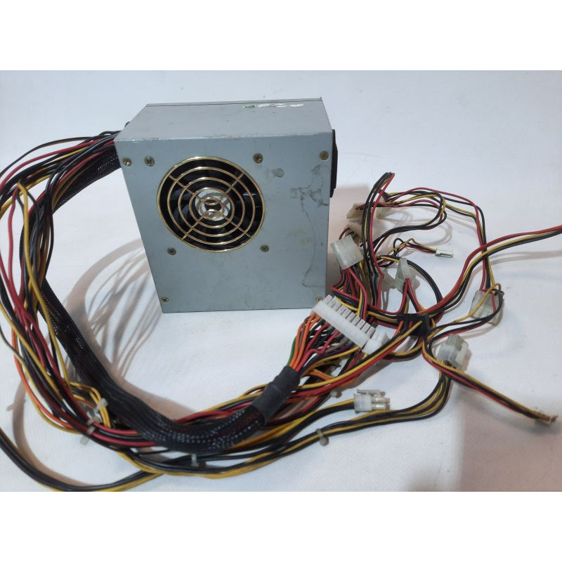БУ Блок питания 420 Вт High Power, 24+4 pin, питание видеокарты - 1x6pin, 80 мм, ATX, HPC-420-302D