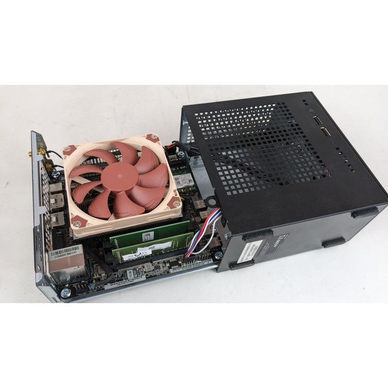 ASRock DeskMini A300 Computer, Ryzen 5 3400GE (3.3 GHz) 8Gb DDR4, Radeon Vega, Wi-Fi, 128Gb SSD