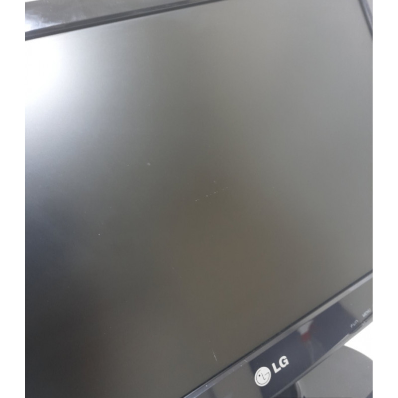 Markdown! BU Monitor 18.5" CCFL TN, LG Electronics W1943S 1366x768 (16:9), 5 ms, VGA (scratches)