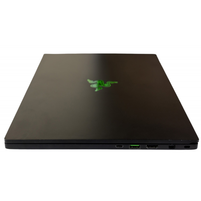БУ Ноутбук 15.6" Razer Blade 15, Core i7-8750H (2.2 ГГц), 16GB DDR4, GTX 1070 Max-Q (8Gb), 512GB SSD