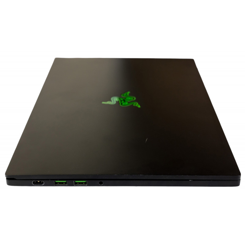 БУ Ноутбук 15.6" Razer Blade 15, Core i7-8750H (2.2 ГГц), 16GB DDR4, GTX 1070 Max-Q (8Gb), 512GB SSD