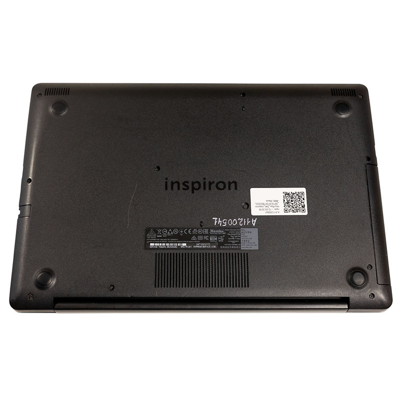 БУ Ноутбук 15.6" Dell Inspiron 5570, Core i7-8550U (1.8 ГГц) 16GB DDR4, Radeon 530 (4Gb), 240GB SSD
