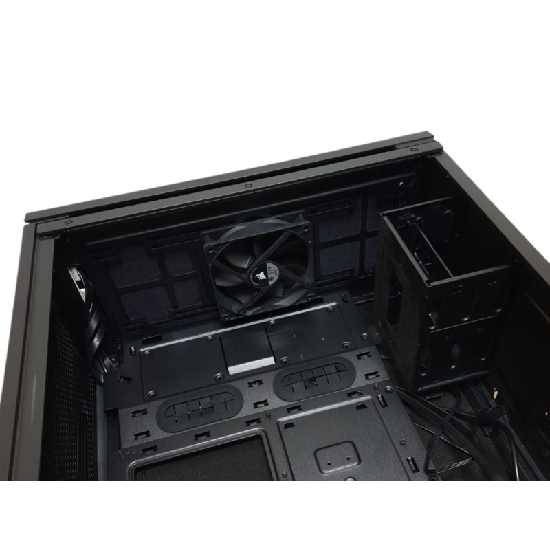 CORSAIR Carbide 275Q Black Case, 455x460x211 mm, without PSU (bottom), Midi-Tower, ATX