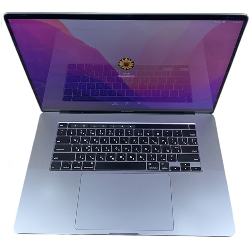 БУ Ноутбук 16" Apple MacBook Pro 2019 (A2141), i9-9880H, 16GB DDR4, Radeon Pro 5500M (4 ГБ), 1TB SSD