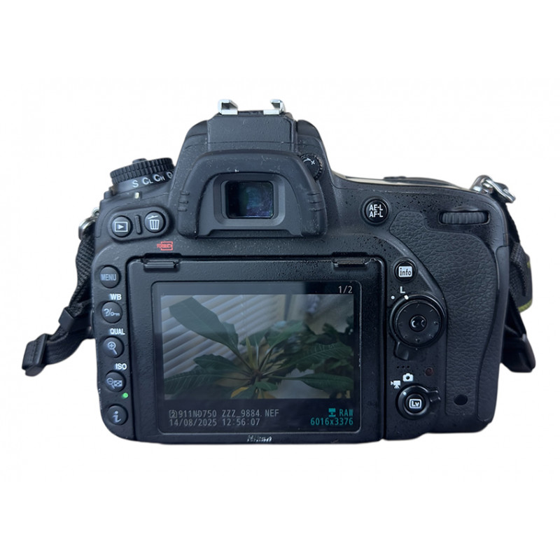 БУ Фотоапарат Nikon D750 з об’єктивом Nikkor AF-S 50mm (1.8 G)