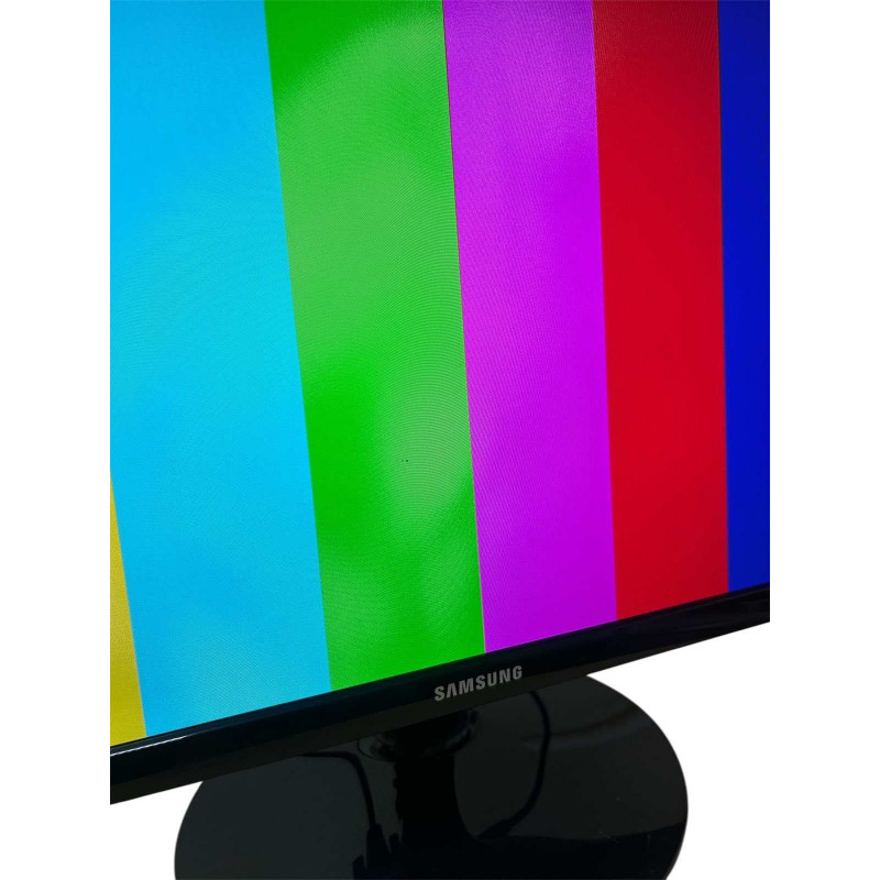 Уценка! БУ Монитор 24" LED TN, Samsung S24D300HS, 1920 x 1080, 2 мс, 16:9, VGA, HDMI, LS24D300HSI