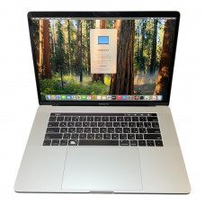 БУ Ноутбук 15.4" Apple MacBook Pro 2018 (A1990), Core i7-8750H, 16GB DDR4, Pro 555X (4ГБ), 256GB SSD